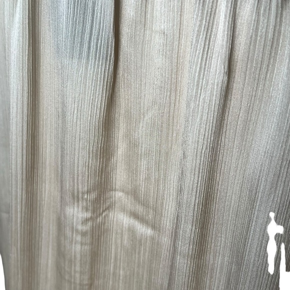 Banana Republic Crinkle Volume-Sleeve Blouse in Oyster Pearl Color Size … - Picture 5 of 12